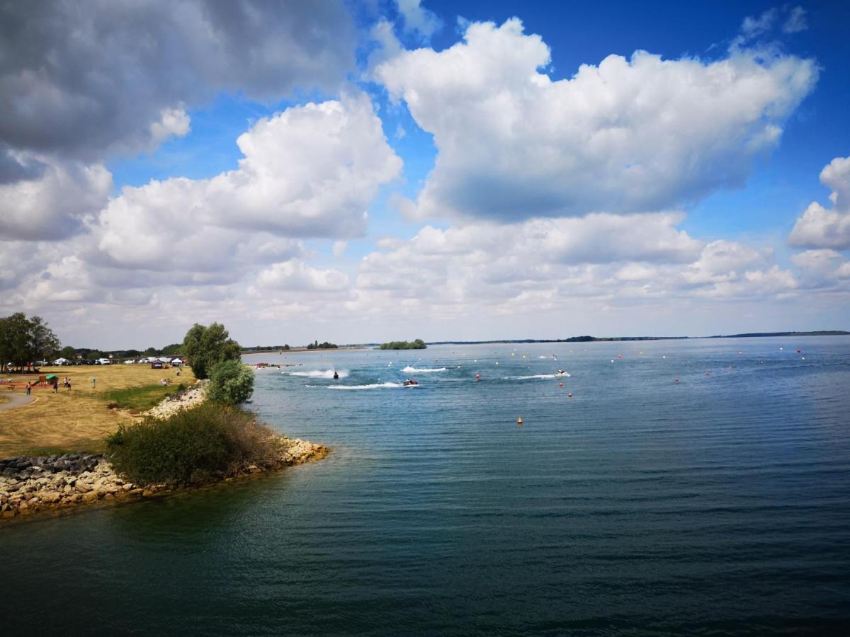 Le Nichoir Lac Du Der Droyes Luaran gambar